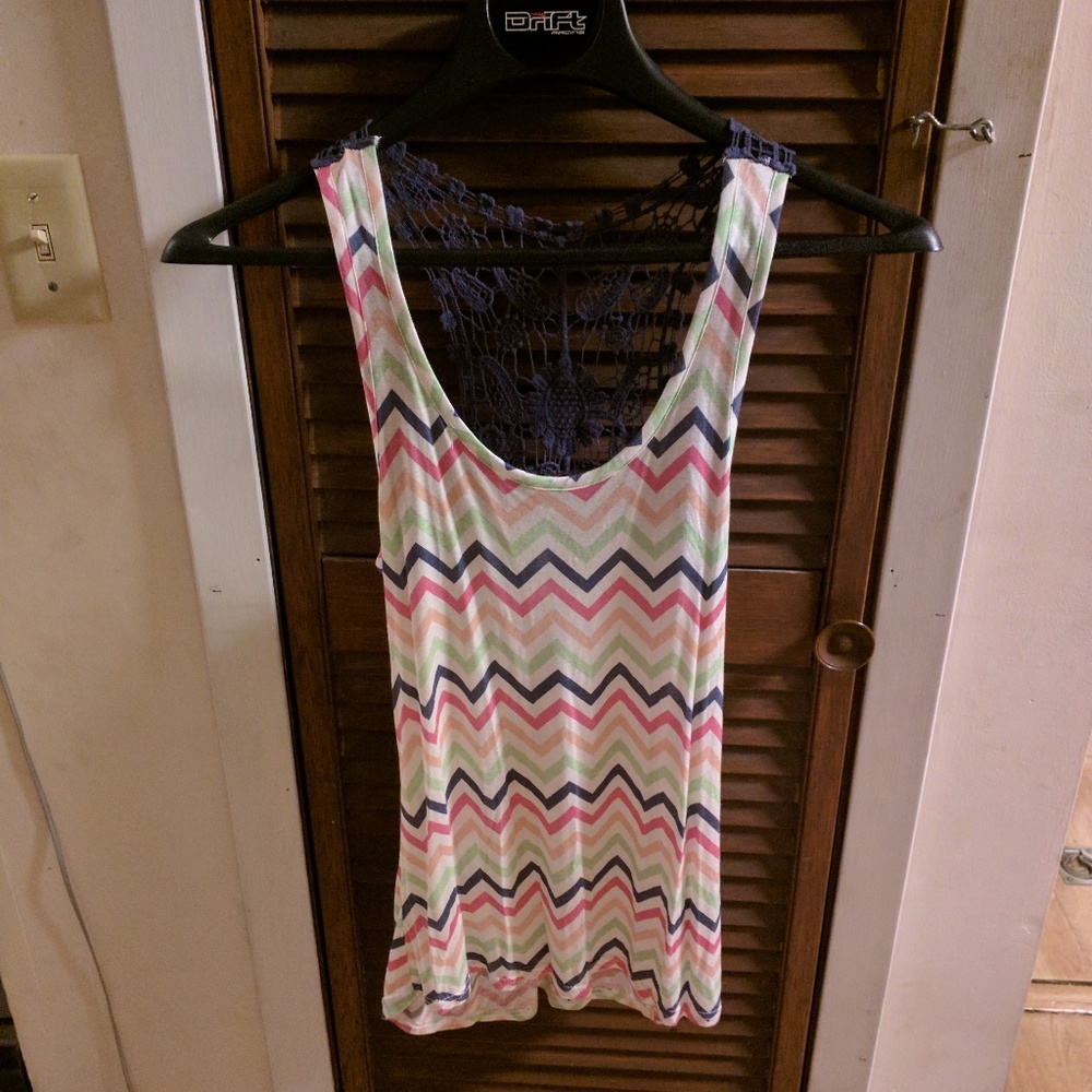 Ladies Rue21 multi-colored zig-zag stripe tank top